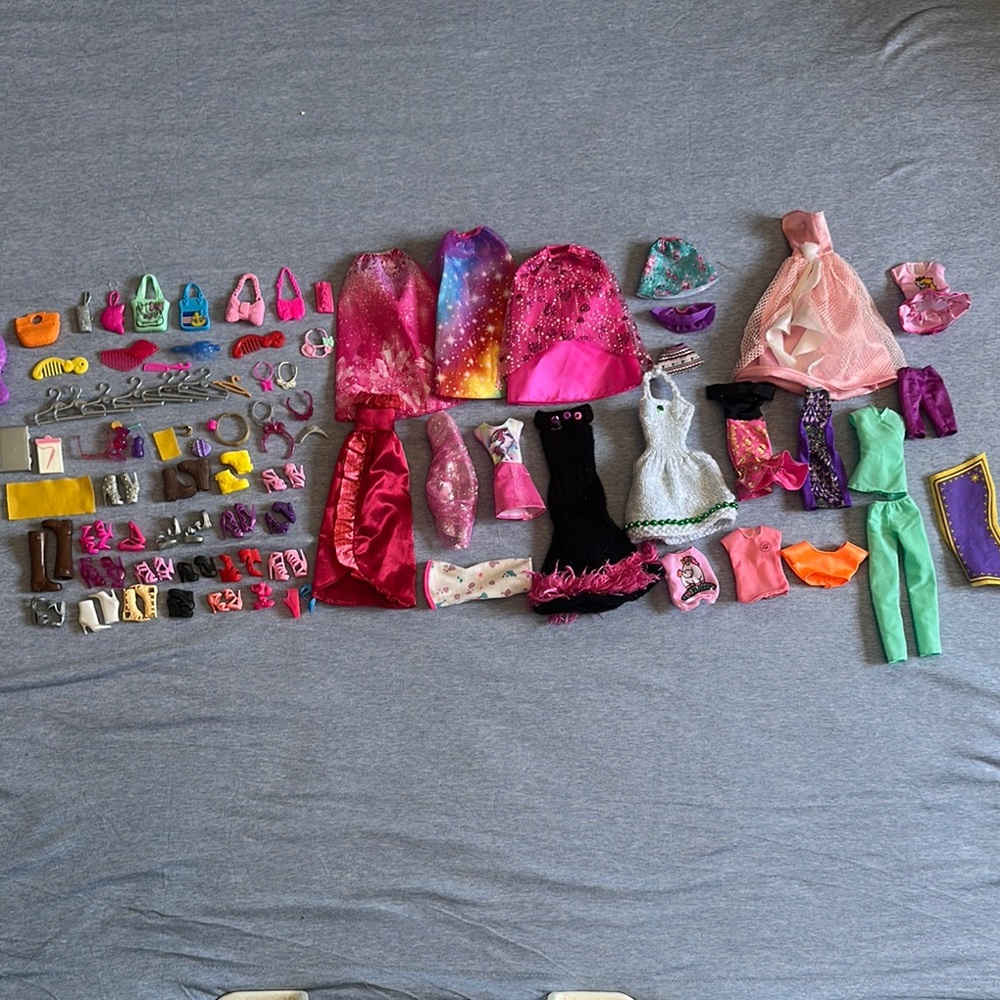 Barbie Dress-Up Accessories Set